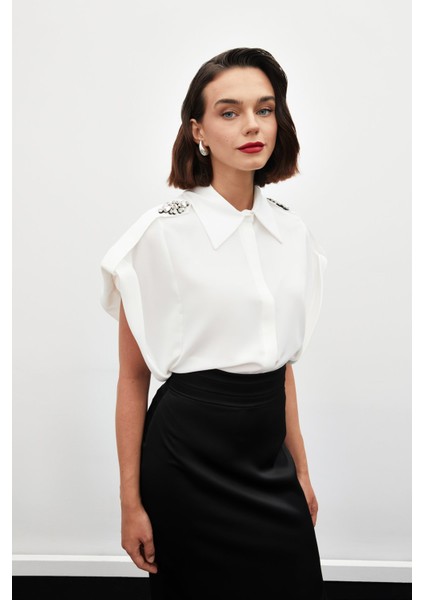 Omuz Aksesuarlı Kısa Kol Gömlek - Ekru