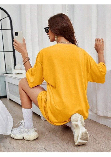 New York 1968 Baskılı Kadın Oversize Salas T-Shirt Boyfriend modelleri