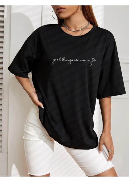 Good Things Baskılı Oversize T-Shirt Salaş Boyfirend fiyatları