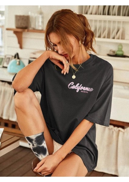 Füme California Baskılı Oversize T-Shirt