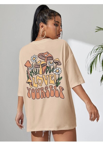 Oversize T-Shirt Love Your Self Baskılı fırsatları