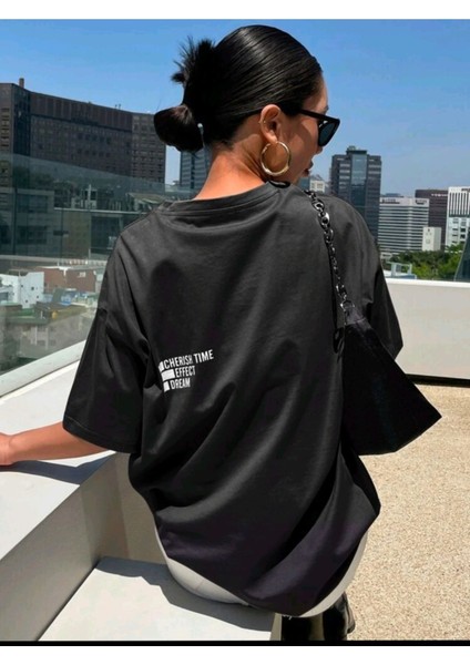 Kadın Cherısh Tıme Effect Baskılı Oversize Salaş T-Shirt Boyfriend modelleri