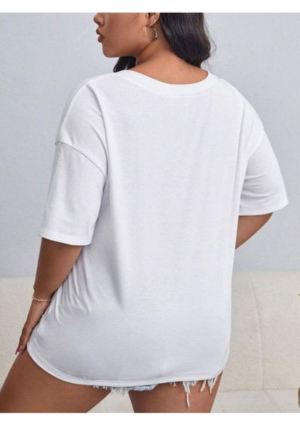 V Yaka Baskılı & Düz Beyaz Oversize T-Shirt Salaş Boyfirend fiyatları