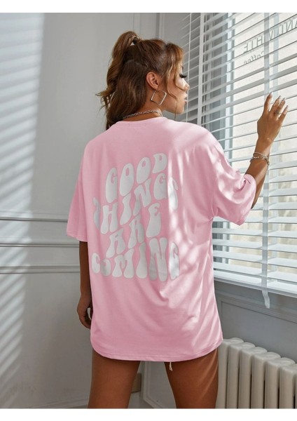 Coming Baskılı Kadın Salaş Oversize T-Shirt Boyfirend modelleri