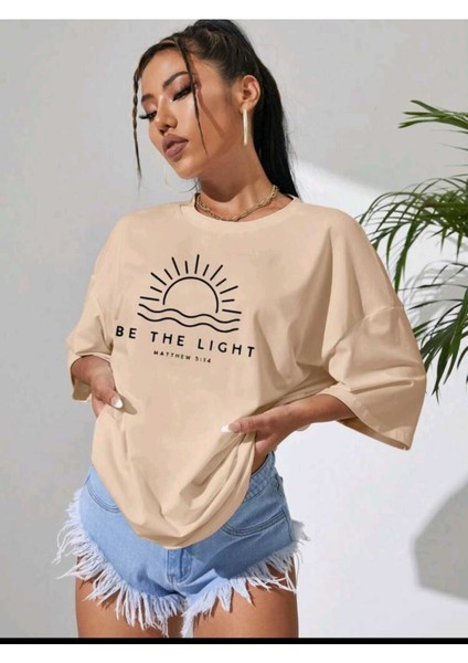 Kadın Be The Lıght Baskılı Oversize Salaş T-Shirt Ünisex Boyfirend