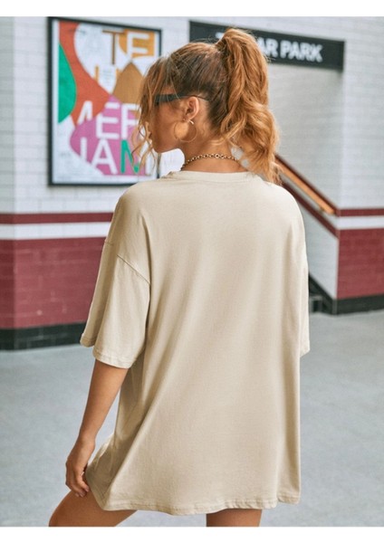 Kadın Kaktüs Baskılı Oversize T-Shirt modelleri
