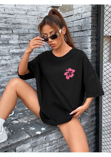 Hibiscus Baskılı Siyah Oversize T-Shirt Salaş Boyfirend