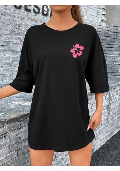 Hibiscus Baskılı Siyah Oversize T-Shirt Salaş Boyfirend fırsatları