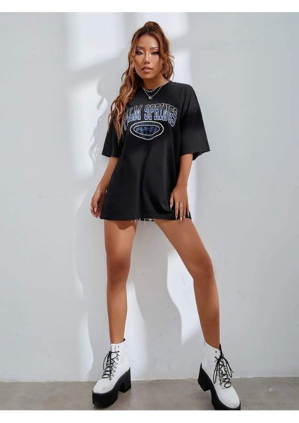 Kadın Siyah Oversize Palm Springs Baskılı T-Shirt fiyatları