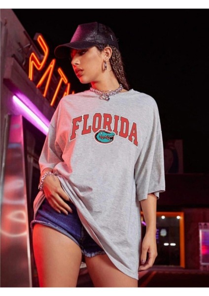 Kadın Siyah Florida Baskılı Oversize T-Shirt
