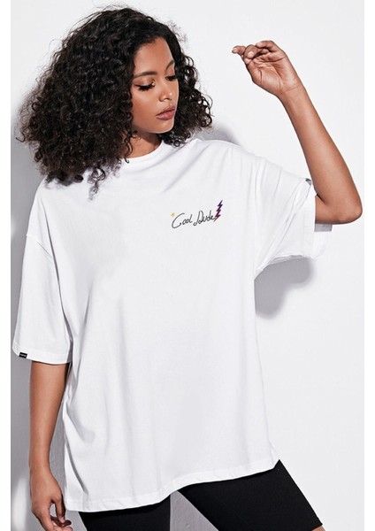 Oversize Cool Dude Baskılı Beyaz Tshirt