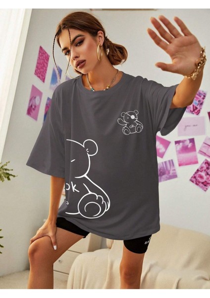 Ayıcık Baskılı Kadın Oversize T-Shirt Salaş Boyfirend modelleri