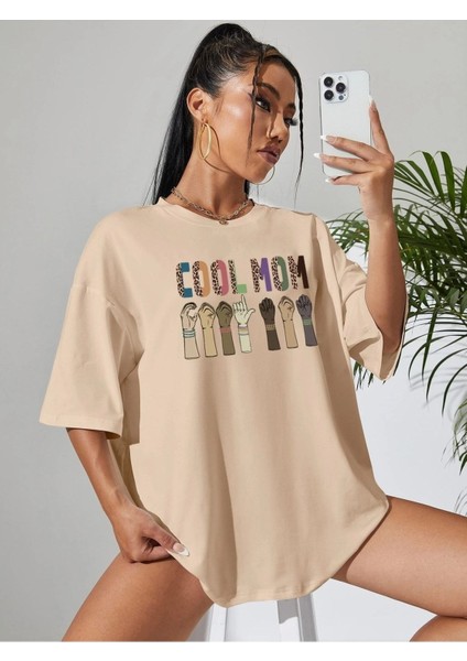 Toprak Oversize T-Shirt Cool Mom Baskılı modelleri