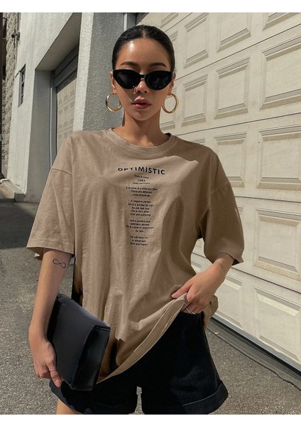 Oversize T-Shirt Optımıstıc Baskılı fırsatları