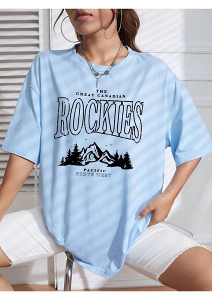 Rockıes Baskılı Bebek Mavisi Oversize T-Shirt Salaş Boyfirend modelleri
