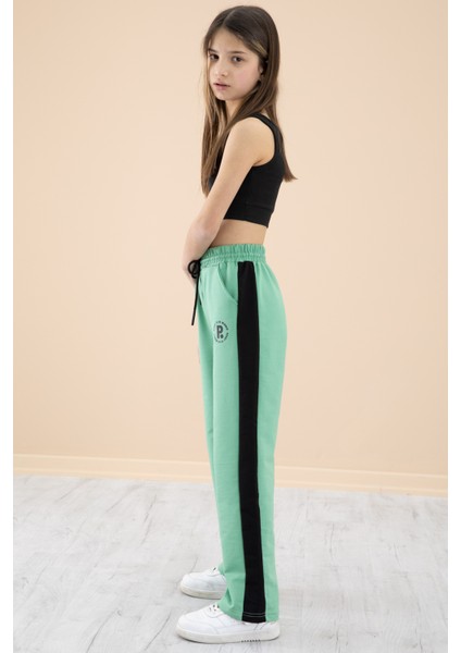 Yeşil Garnili Geniş Paça Kız Çocuk Beli Lastikli Eşofman Altı 20193 modelleri