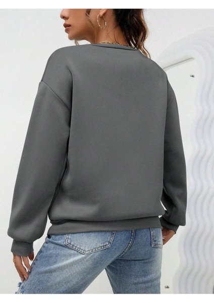Kalp Baskılı Oversize Sıfır Yaka Sweatshirt