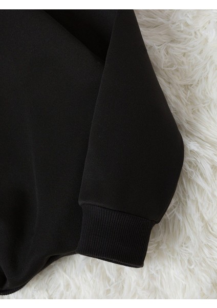 Patili Kalp Baskılı Bisiklet Yaka Ünisex Siyah Oversize Sweatshirt fırsatları