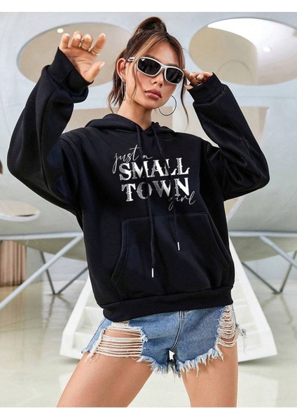 Small Town Baskılı Ünisex Siyah Kapüşonlu Oversize Sweatshirt fiyatları