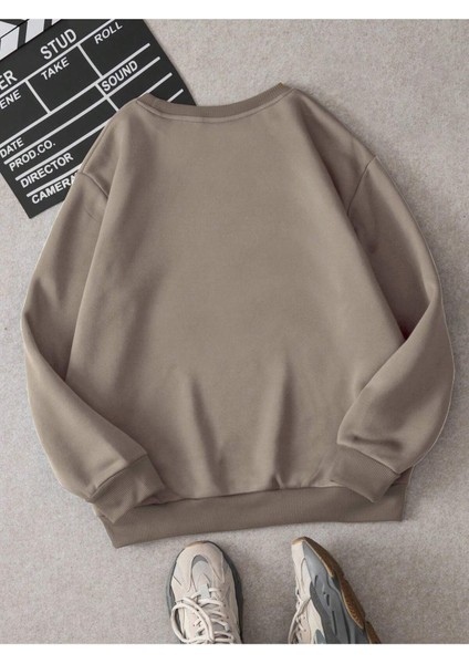 Kadın Siyah Kırmızı Kelebek Baskılı Sweatshirt fiyatları