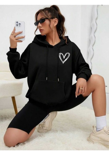 Minimal Kalp Baskılı Siyah Kapüşonlu Kanguru Cep Ünisex Oversize Sweatshirt