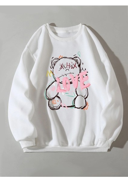 Kadın Beyaz Love Ayı Baskılı Oversize Sweatshirt