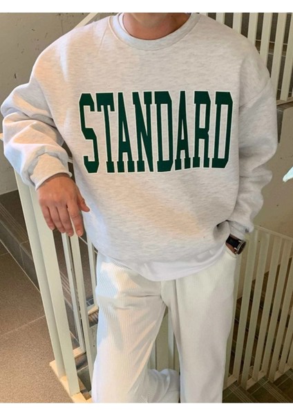 Standard Baskılı Bisiklet Yaka Oversize Sweatshirt fiyatları