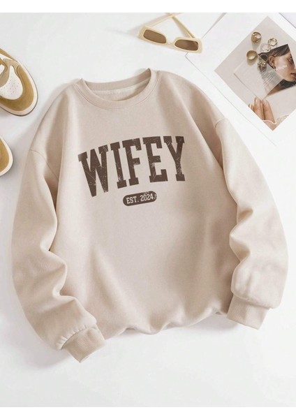 Wifey 2024 Evli Baskılı Bisiklet Yaka Kadın Oversize Sweatshirt fiyatları