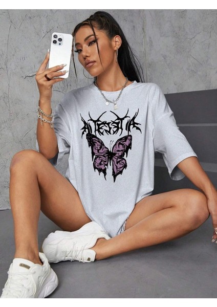 Bad Butterfly Baskılı Oversize T-Shirt Salaş Boyfirend fiyatları