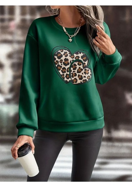 Kalp Baskılı Oversize Sıfır Yaka Sweatshirt