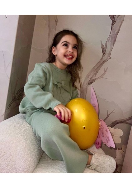 Kız Fiyonk Detaylı Yeşil Triko Takım modelleri