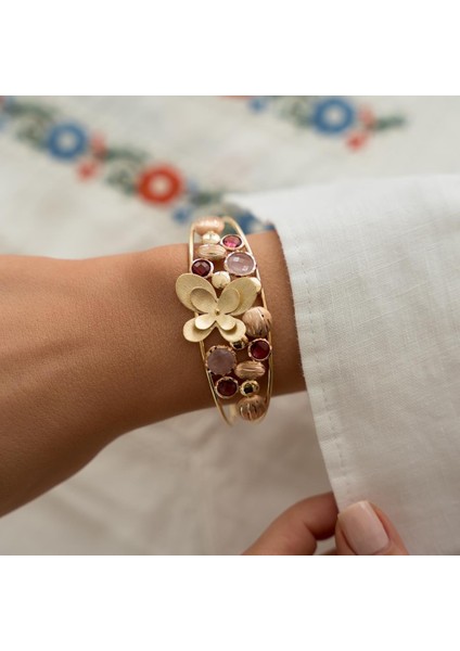 Pembe Çiçek Bahçesi Altın Kelepçe