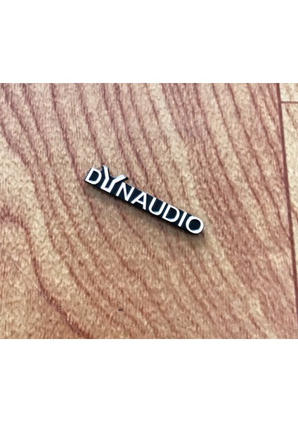 Küçük Boyutlu cc Yeni Beetle Için 4x Dynaudıo Hoparlör Alüminyum 3D Sticker Trumpet Horn Ses Harf Sticker Araba Stilendirme (Yurt Dışından)