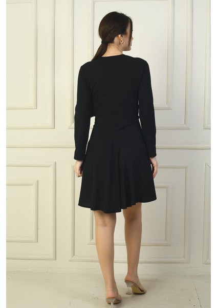 Kadın U Yaka Kısa Krep Elbise fırsatları