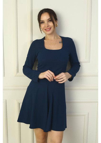 Kadın U Yaka Kısa Krep Elbise