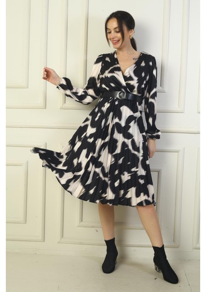 Kadın Kruvaze Yaka Astarlı Beli Kemerli Piliseli Desenli Midi Saten Elbise