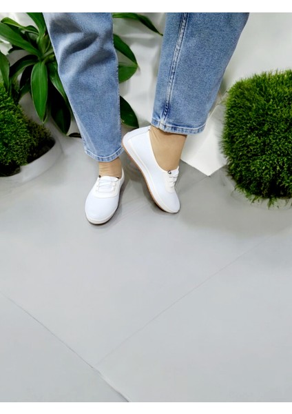 Kadın Kaymaz Taban Lastikli Delikli Spor Babet Ayakkabı fiyatları