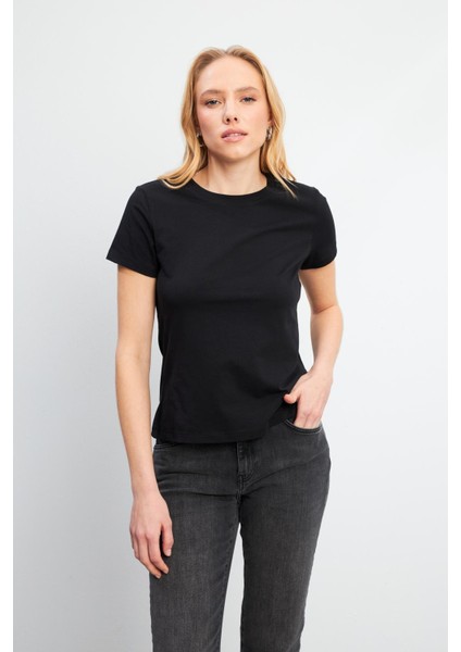 Rachel Bisiklet Yaka Slim Fit Basic Tişört - Siyah