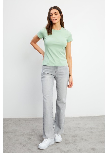 Rachel Bisiklet Yaka Slim Fit Basic Tişört - Çağla fiyatları