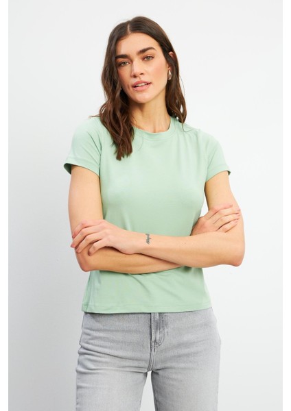 Rachel Bisiklet Yaka Slim Fit Basic Tişört - Çağla modelleri