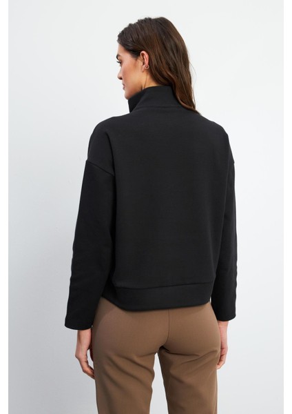 Sera Dik Yaka Sweatshirt - Siyah fırsatları