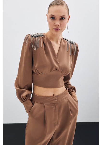 Omuz Aksesuarlı Kısa Bluz - Camel modelleri