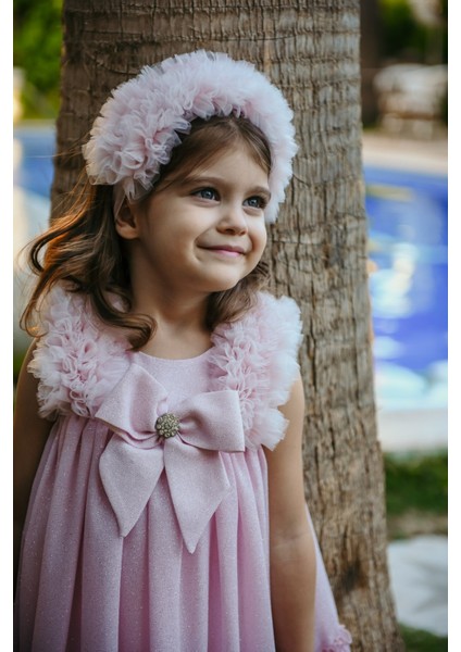 Taç Aksesuarlı Omuz Fırfır Detaylı Simli, Fiyonklu Kız Çocuk Abiye, Kız Çocuk Doğum Günü ve Parti Elbisesi modelleri