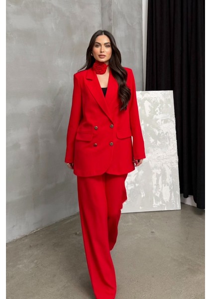 Kadın Ikili Blazer Ceket Pantolon Takım Aksesuar ve Düğme Detaylı Bol Paça