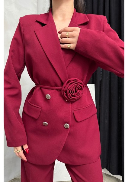 Kadın Ikili Blazer Ceket Pantolon Takım Aksesuar ve Düğme Detaylı Bol Paça fırsatları