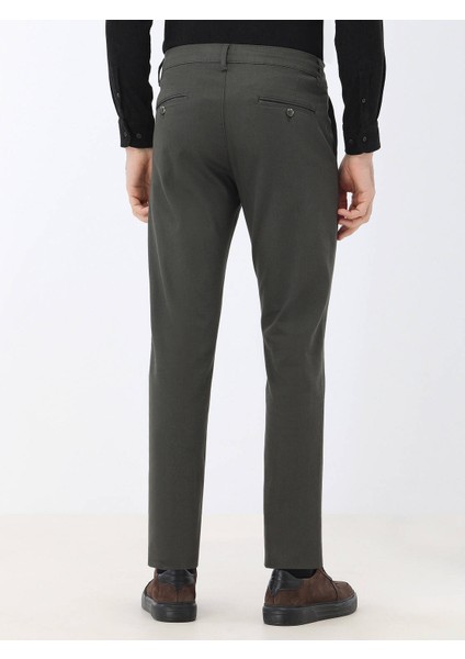 Haki Düz Dokuma Regular Fit Casual Pamuk Karışımlı Pantolon