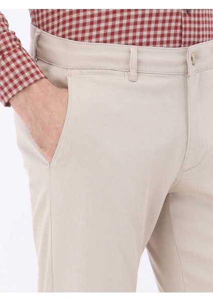 Bej Düz Dokuma Regular Fit Casual Pamuk Karışımlı Pantolon