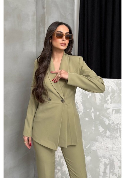 Kadın Ikili Blazer Ceket Pantolon Takım Pile ve Düğme Detaylı Boru Paça fiyatları