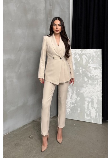 Kadın Ikili Blazer Ceket Pantolon Takım Pile ve Düğme Detaylı Boru Paça