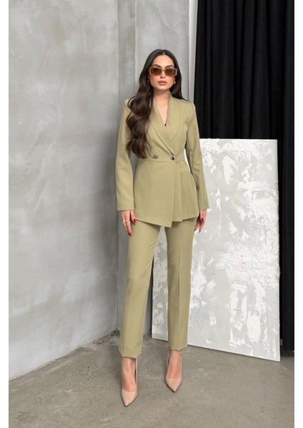 Kadın Ikili Blazer Ceket Pantolon Takım Pile ve Düğme Detaylı Boru Paça